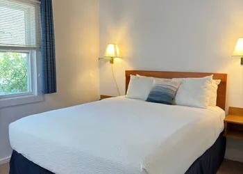The Even'tide hotel thumbnail 5