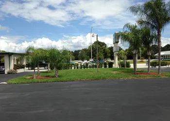 Economy Inn hotel thumbnail 3