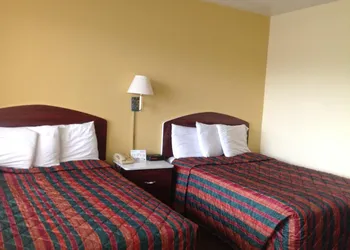 Economy Inn hotel thumbnail 6