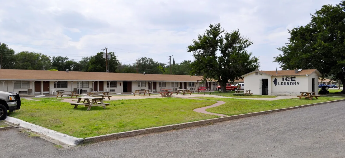 Andrews Motor Inn hotel detail image 2