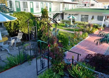 Hôtel Motel Les Voitures d'Eau hotel thumbnail 5