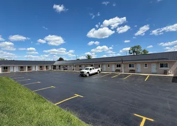 Perth Plaza Inn & Suites hotel thumbnail 5