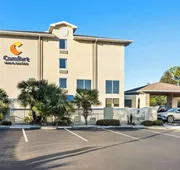 Comfort Inn & Suites hotel detail image 5