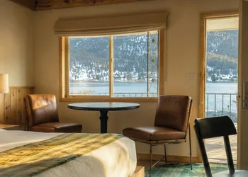 Western Riviera Lakeside Lodging hotel thumbnail 5