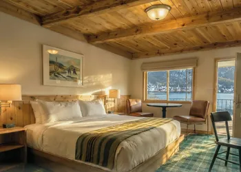 Western Riviera Lakeside Lodging hotel thumbnail 8
