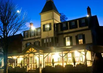 Norwich Inn hotel thumbnail 3