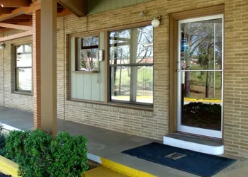 Woodlawn Hills Motel hotel thumbnail 2