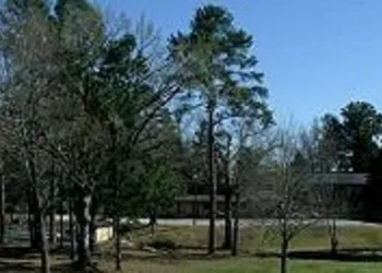Woodlawn Hills Motel hotel thumbnail 3