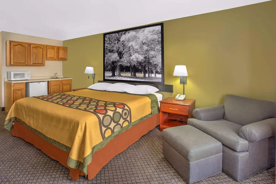Super 8 by Wyndham Galva hotel detail image 6
