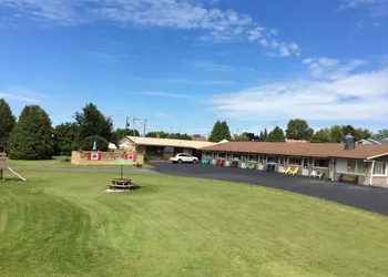 Lion Motel hotel thumbnail 4