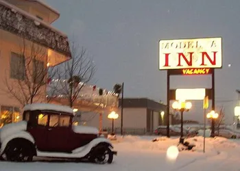 Model A Inn hotel thumbnail 3