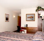 Bear Lodge hotel detail image 3