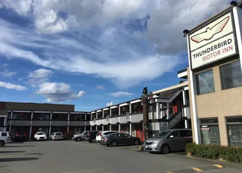 Thunderbird Motor Inn hotel thumbnail 8