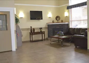 Hinton Lodge hotel thumbnail 3
