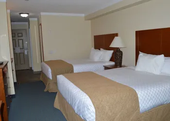 Hinton Lodge hotel thumbnail 8