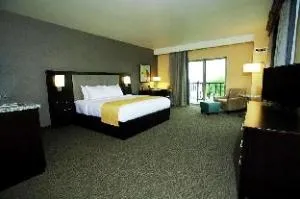 Doubletree By Hilton Hotel Bemidji hotel detail image 6