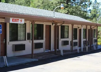 Mother Lode Motel hotel thumbnail 2