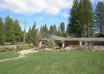 Mother Lode Motel hotel thumbnail 4