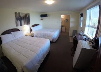 Waterview On The Bay hotel thumbnail 5