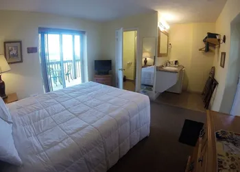 Waterview On The Bay hotel thumbnail 8