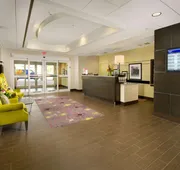 Hampton Inn & Suites Buffalo Airport hotel detail image 4