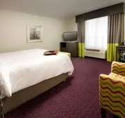 Hampton Inn & Suites Buffalo Airport hotel detail image 7