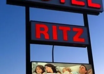 Motel Ritz hotel thumbnail 2