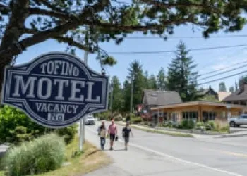 Tofino Motel Harborview hotel thumbnail 4