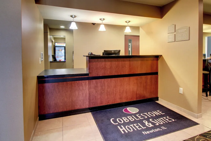 Cobblestone Hotel & Suites - Newton hotel detail image 2