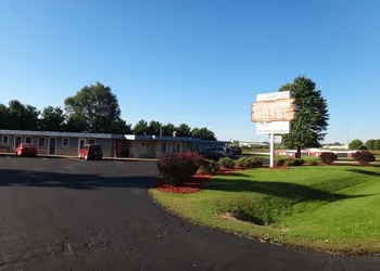 Pine Ridge Motel hotel thumbnail 2