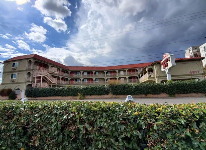Colony Inn hotel detail image 6