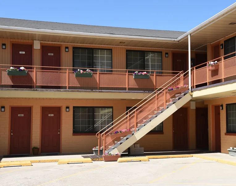 Esquire Inn hotel detail image 2