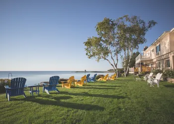 Beachfront Inn hotel thumbnail 4