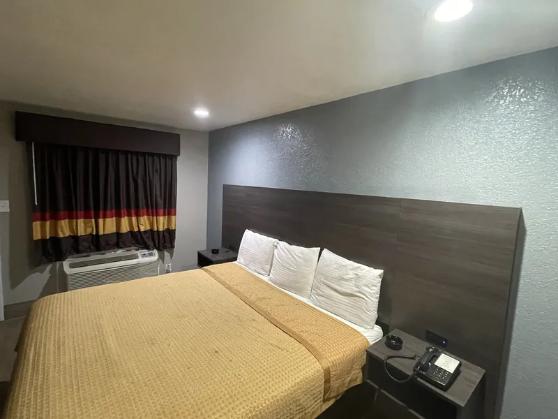 Southmore Boulevard Motel hotel detail image 6