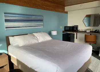 The Ocean Front at Seaside hotel thumbnail 8