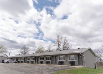 Aquarius Motel hotel thumbnail 4