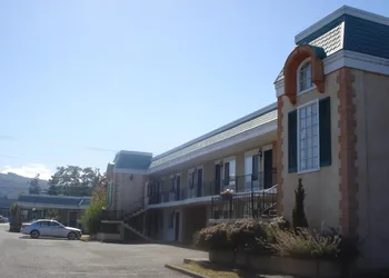 Sequim West Inn hotel thumbnail 7