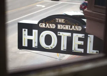 The Grand Highland Hotel hotel thumbnail 3