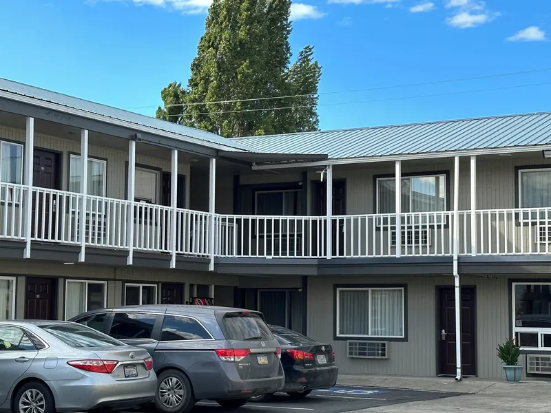 The Royal Victorian Motel hotel detail image 6