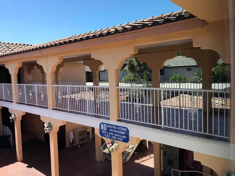 Starlight Inn Canoga Park hotel detail image 2