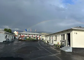 5000 Motel hotel thumbnail 7