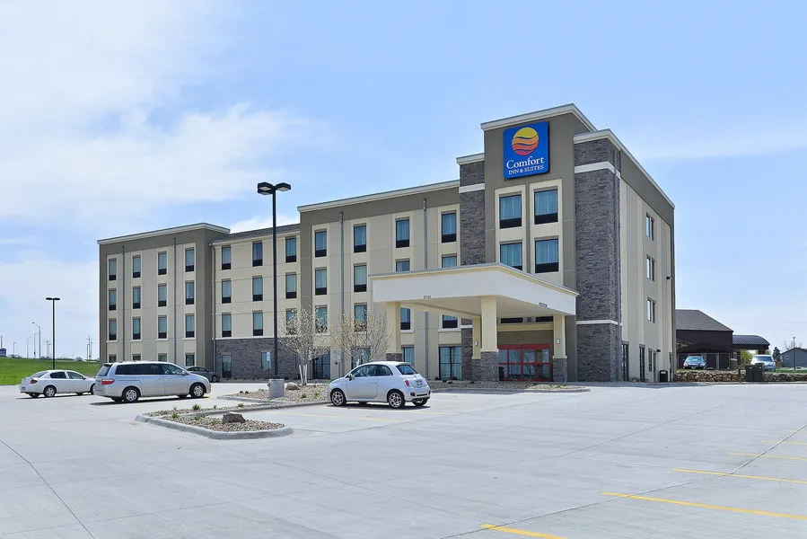 Comfort Inn & Suites Avera Southwest hotel detail image 2