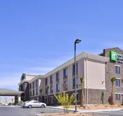 Holiday Inn Express & Suites Indio - Coachella Valley by IHG hotel detail image 4