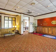 Clarion Inn Fairmont hotel detail image 4