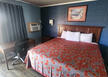 Guest House Motel hotel thumbnail 6