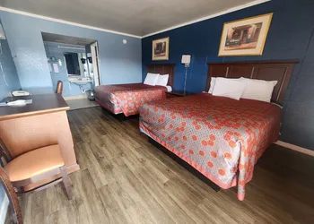 Guest House Motel hotel thumbnail 7