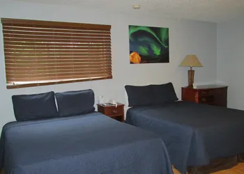 Creekwood Inn hotel thumbnail 5
