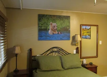 Creekwood Inn hotel thumbnail 6
