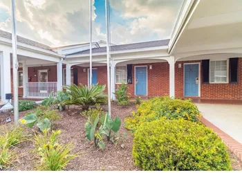 Winton Inn & Suites hotel thumbnail 8