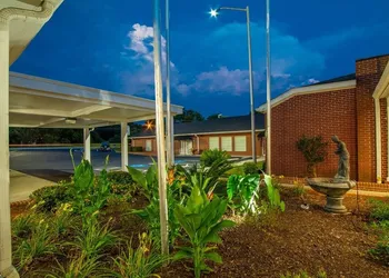 Winton Inn & Suites hotel thumbnail 5